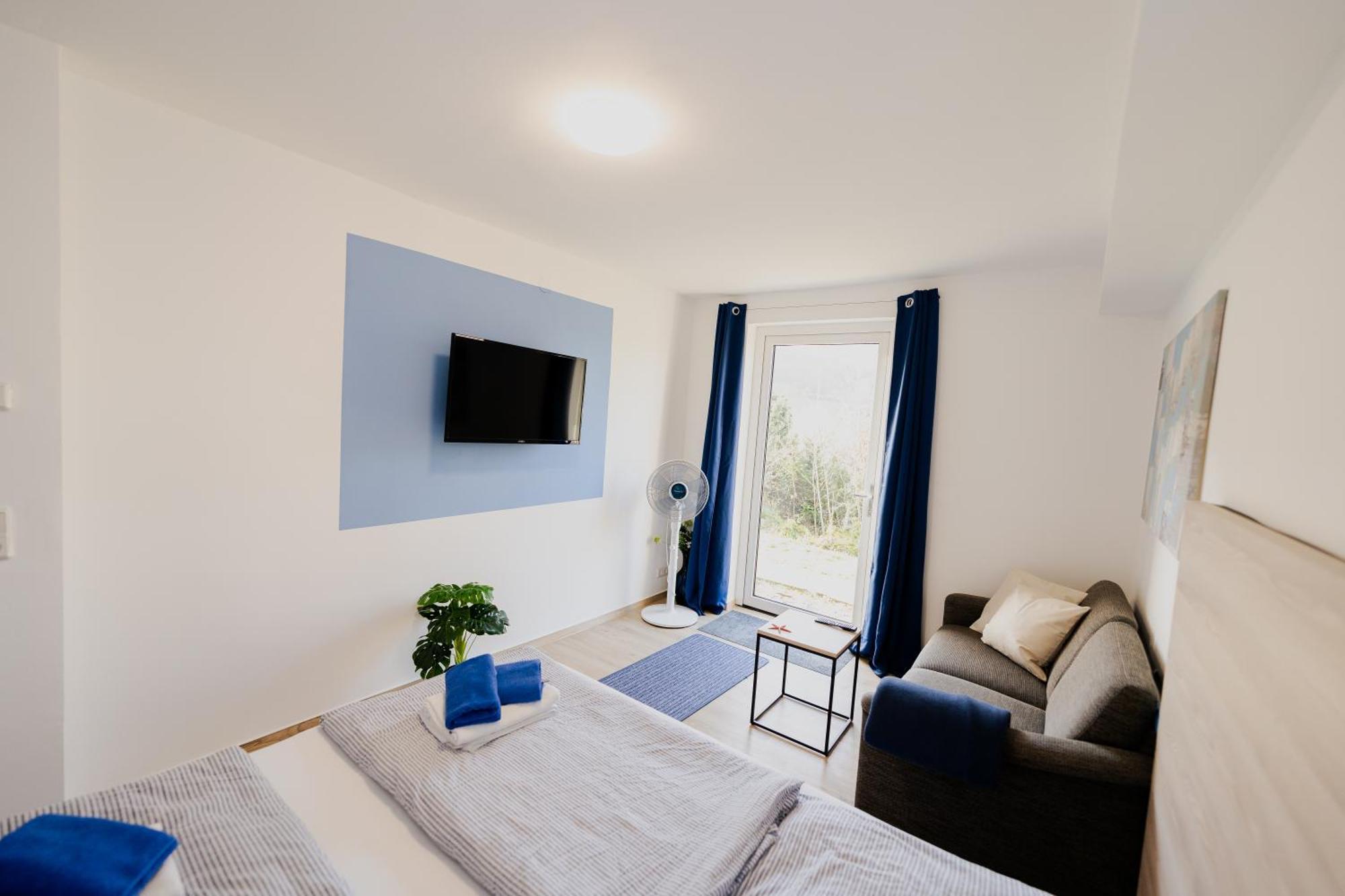 Hemfurth-Edersee Ferienhaus Schoene Aussicht Ferienwohnung Blau מראה חיצוני תמונה